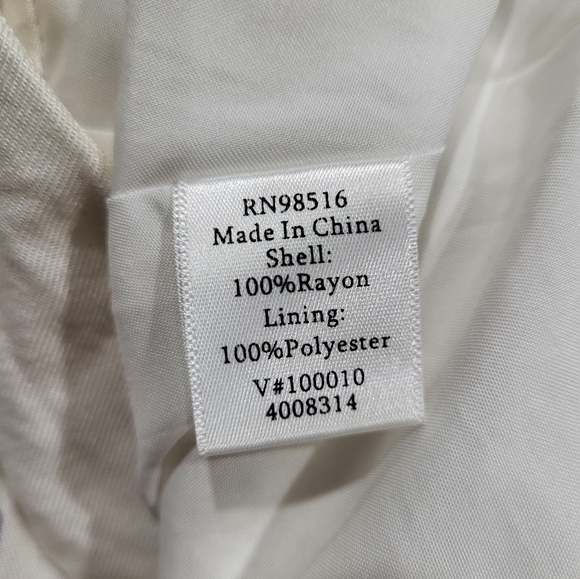 Coldwater Creek White with Purple accent 💜 skirt - Picture 4 of 7